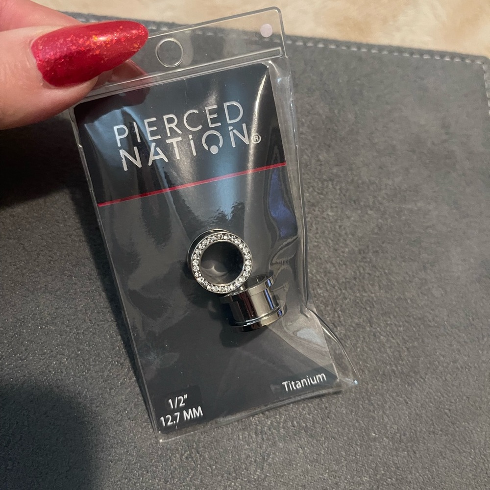 Pierced Nation Titanium CZ Tunnel Plugs 1/2”